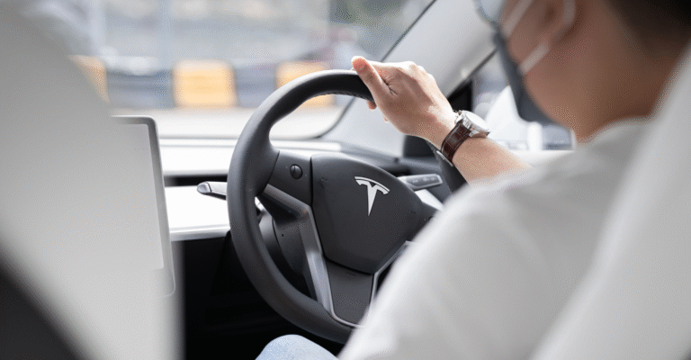 Quiet cars will now make themselves heard – safer streets ahead